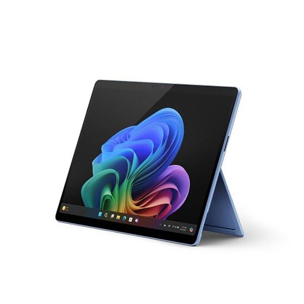 【新品】Microsoft マイクロソフト Surface Pro 第11世代 OLED 13型 SDX Elite 16GB 512GB Office+365 サファイア ZIA-00039